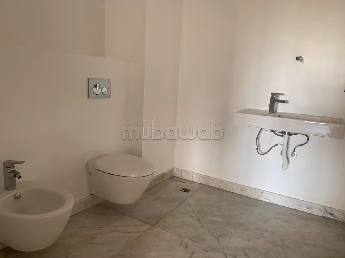 Bureau Neuf à La Location City center Tanger 91M
