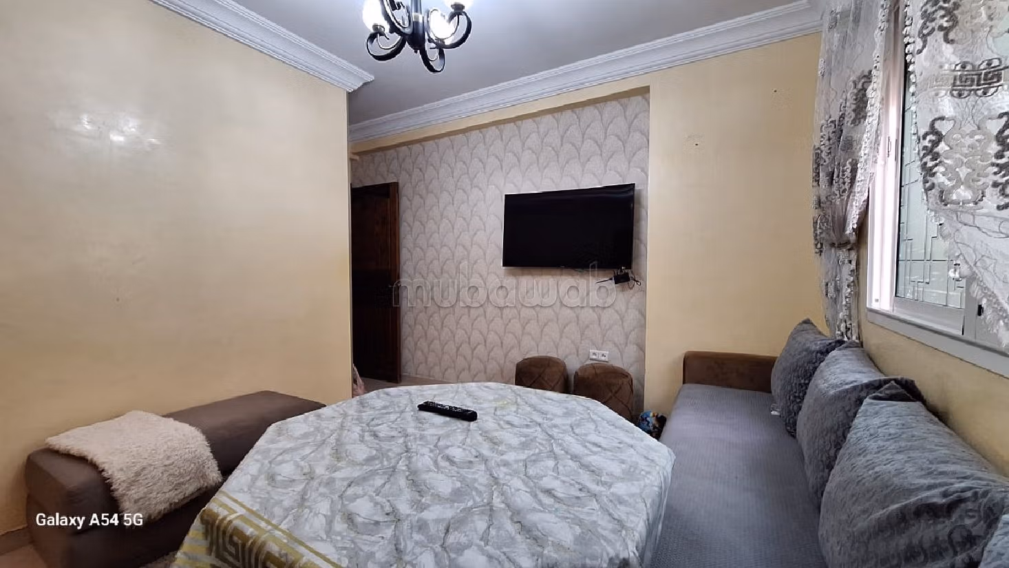 شقة رائعة للبيع ب حي الأمل. 3 غرف ممتازة. شرفة كبيرة.