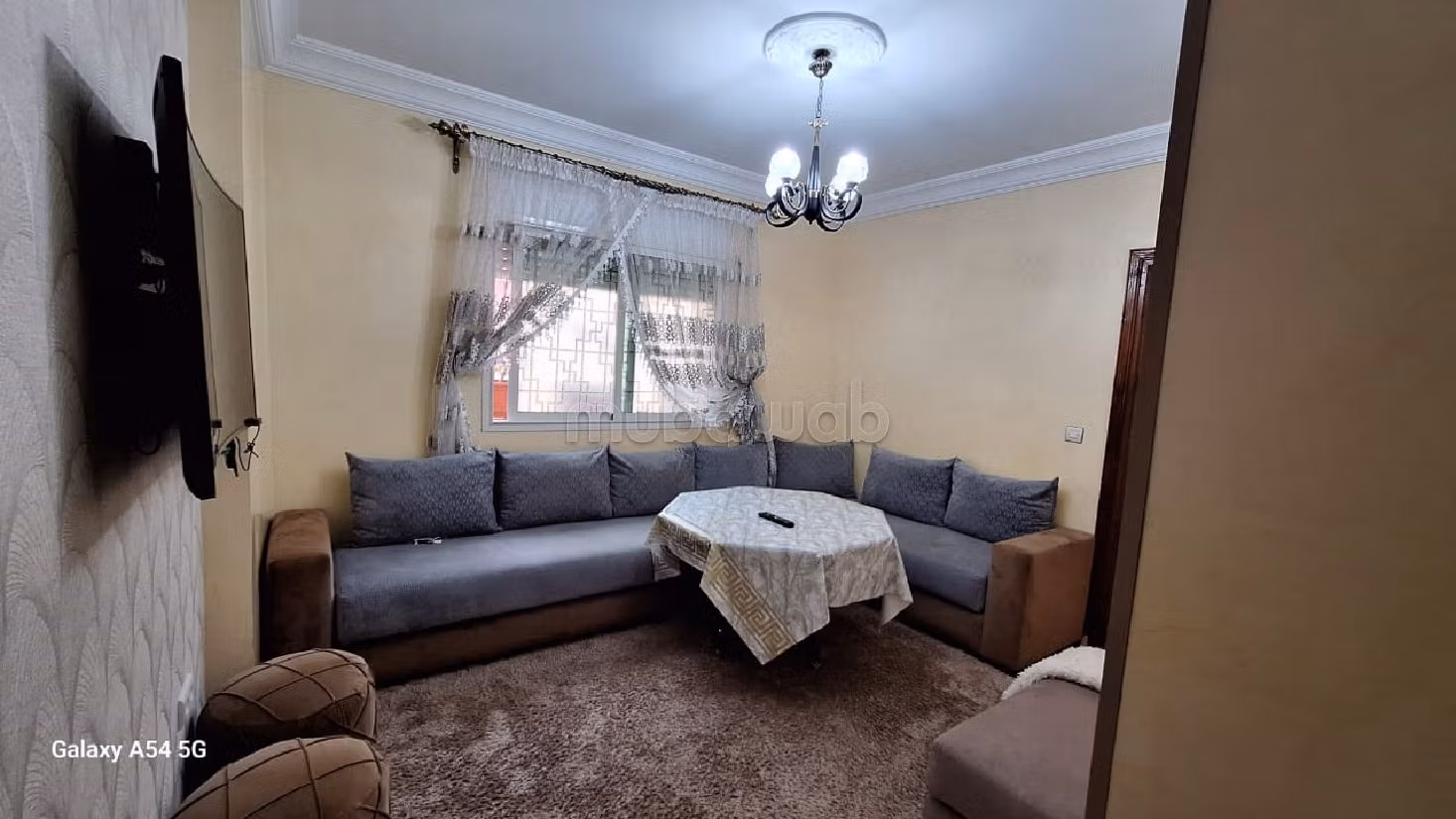 شقة رائعة للبيع ب حي الأمل. 3 غرف ممتازة. شرفة كبيرة.