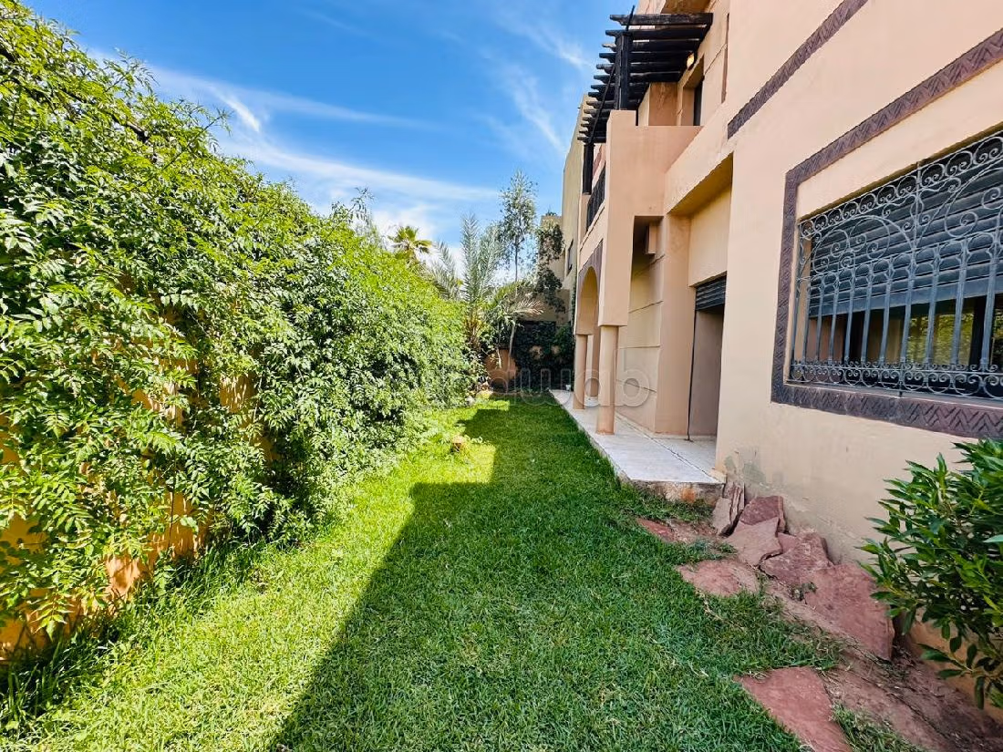 Super villa piscine privée sur résidence sécurisée