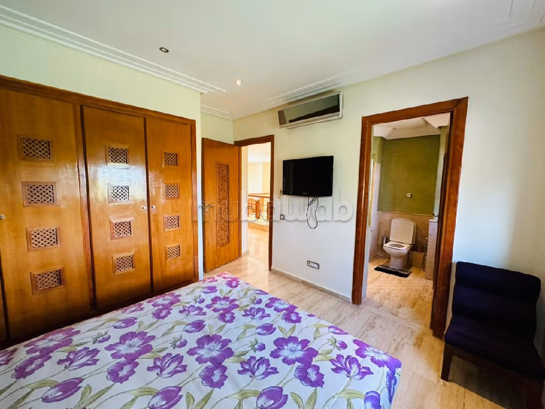 Super villa piscine privée sur résidence sécurisée