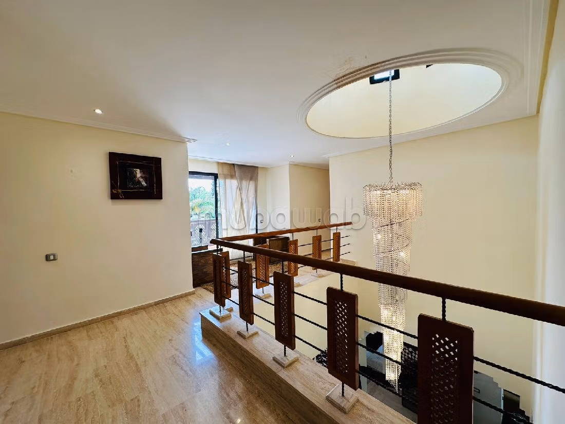 Super villa piscine privée sur résidence sécurisée