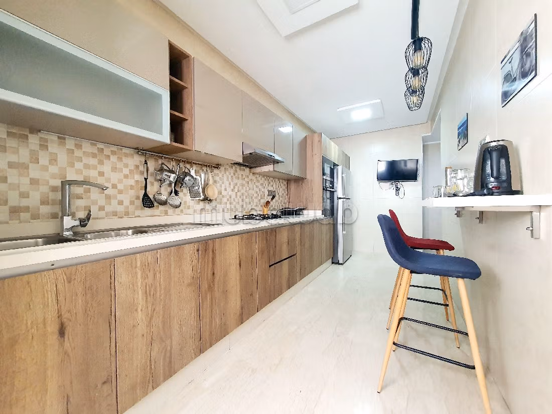 Rent an apartment in Racine. Large area 150 m². Dressing room