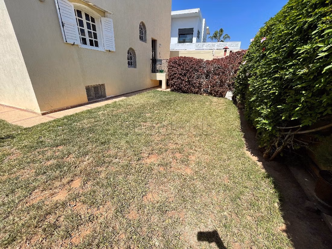 Villa cite suisse a vendre 500m2 tres bien place