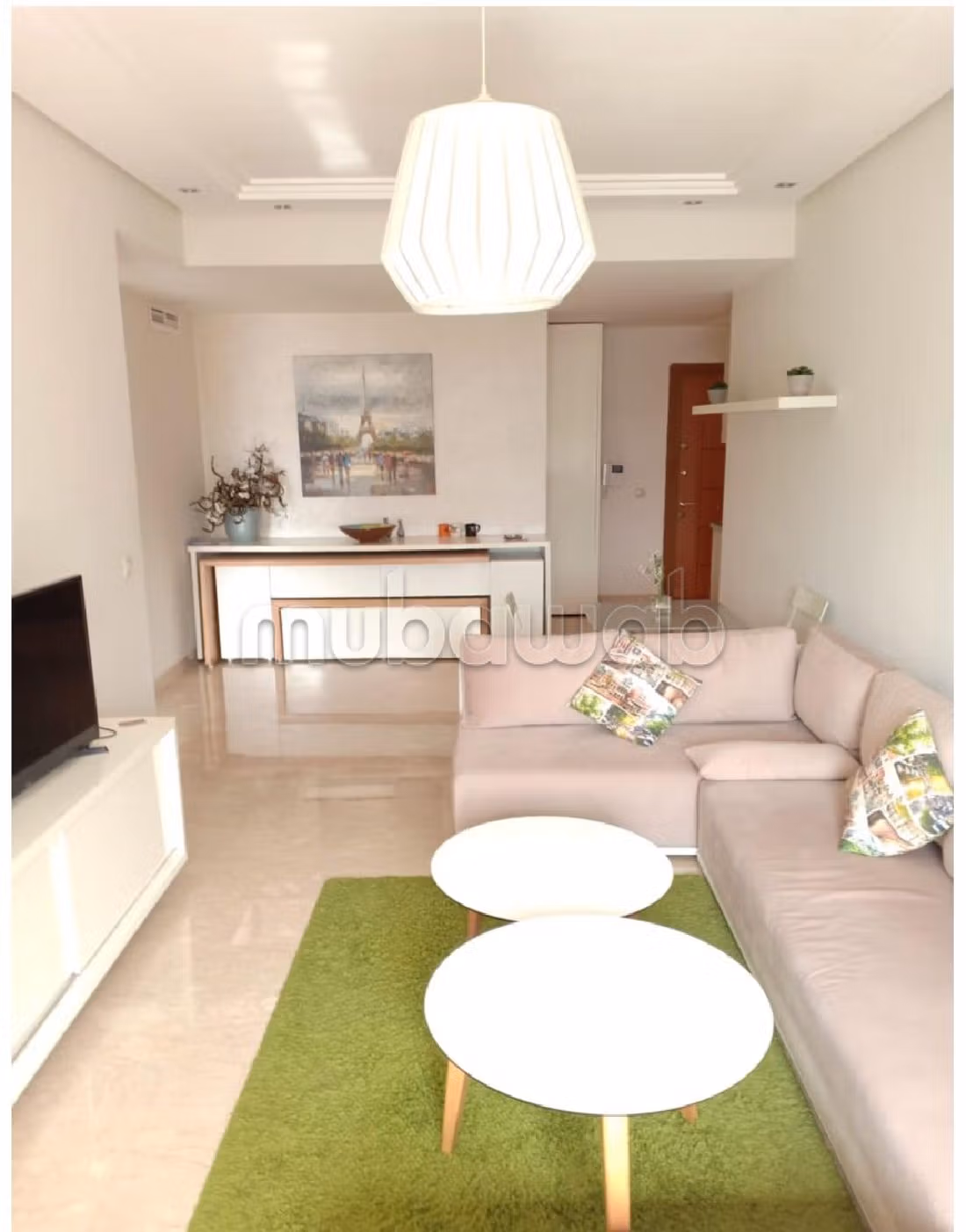 Nu huren: appartementen in Bourgogne Est. Oppervlakte 65 m². Volledig gemeubileerd