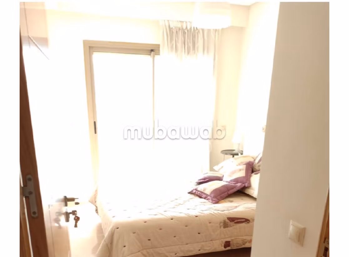Nu huren: appartementen in Bourgogne Est. Oppervlakte 65 m². Volledig gemeubileerd