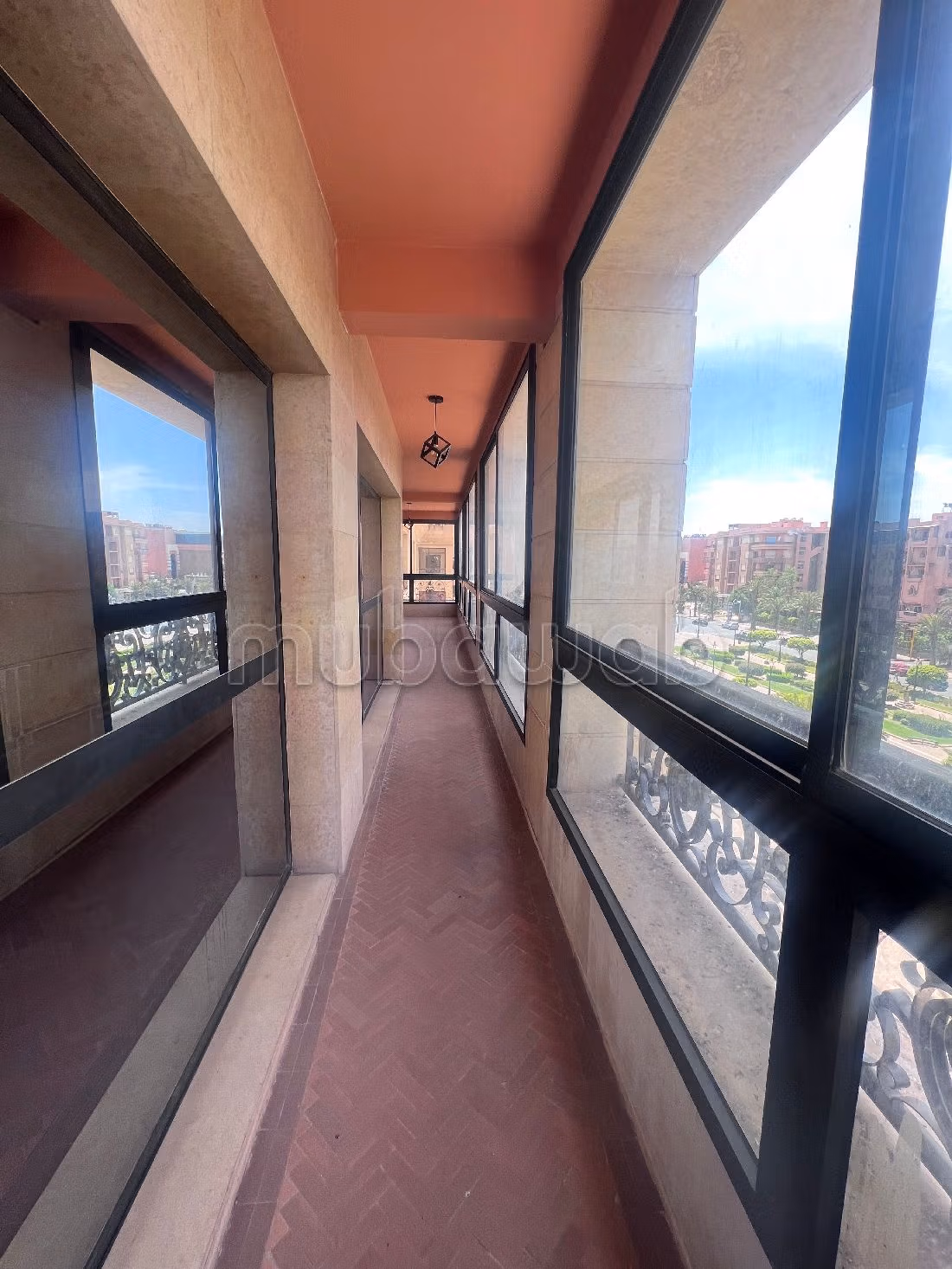 شقة رائعة للإيجار بحي الشتوي. 3 غرف رائعة. باب متين ، طبق الأقمار الصناعية. 