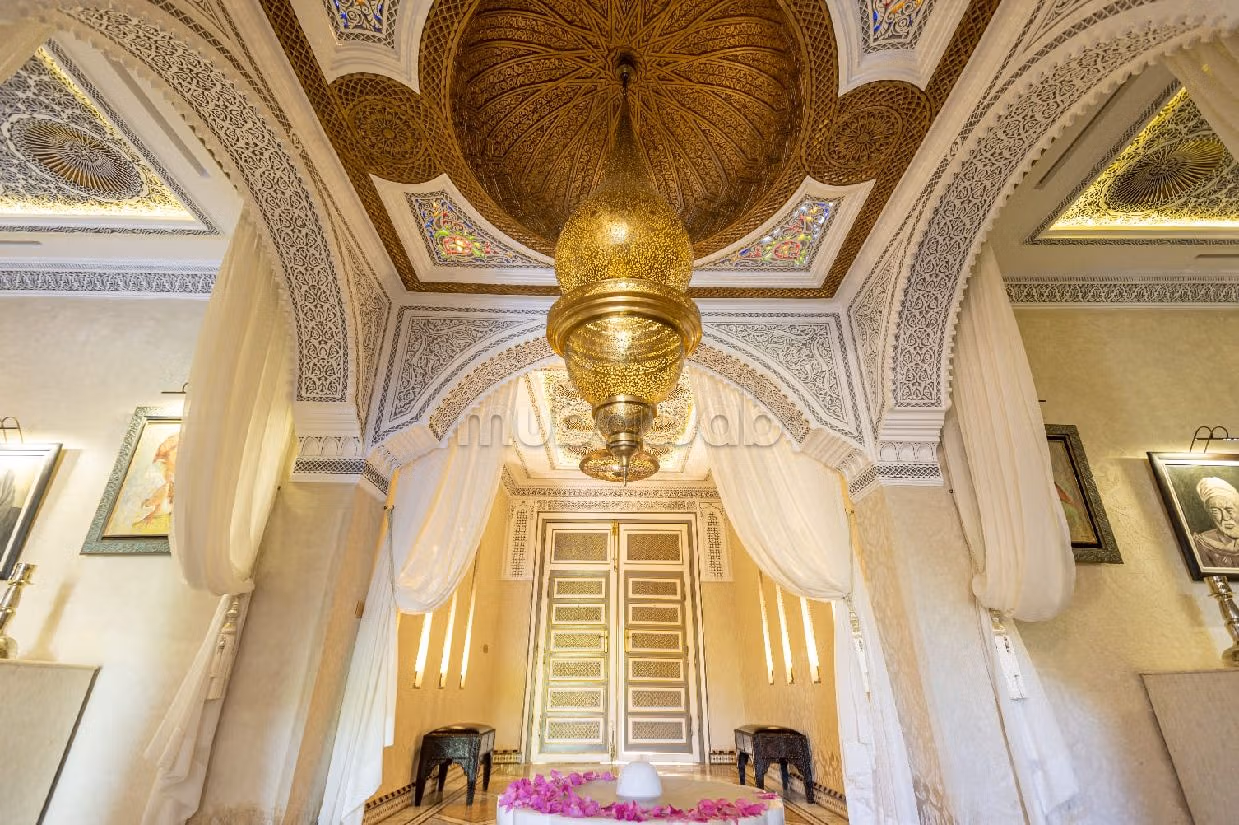 Casa di lusso in vendita. Superficie totale 620 m². Terrazzo e garage. 