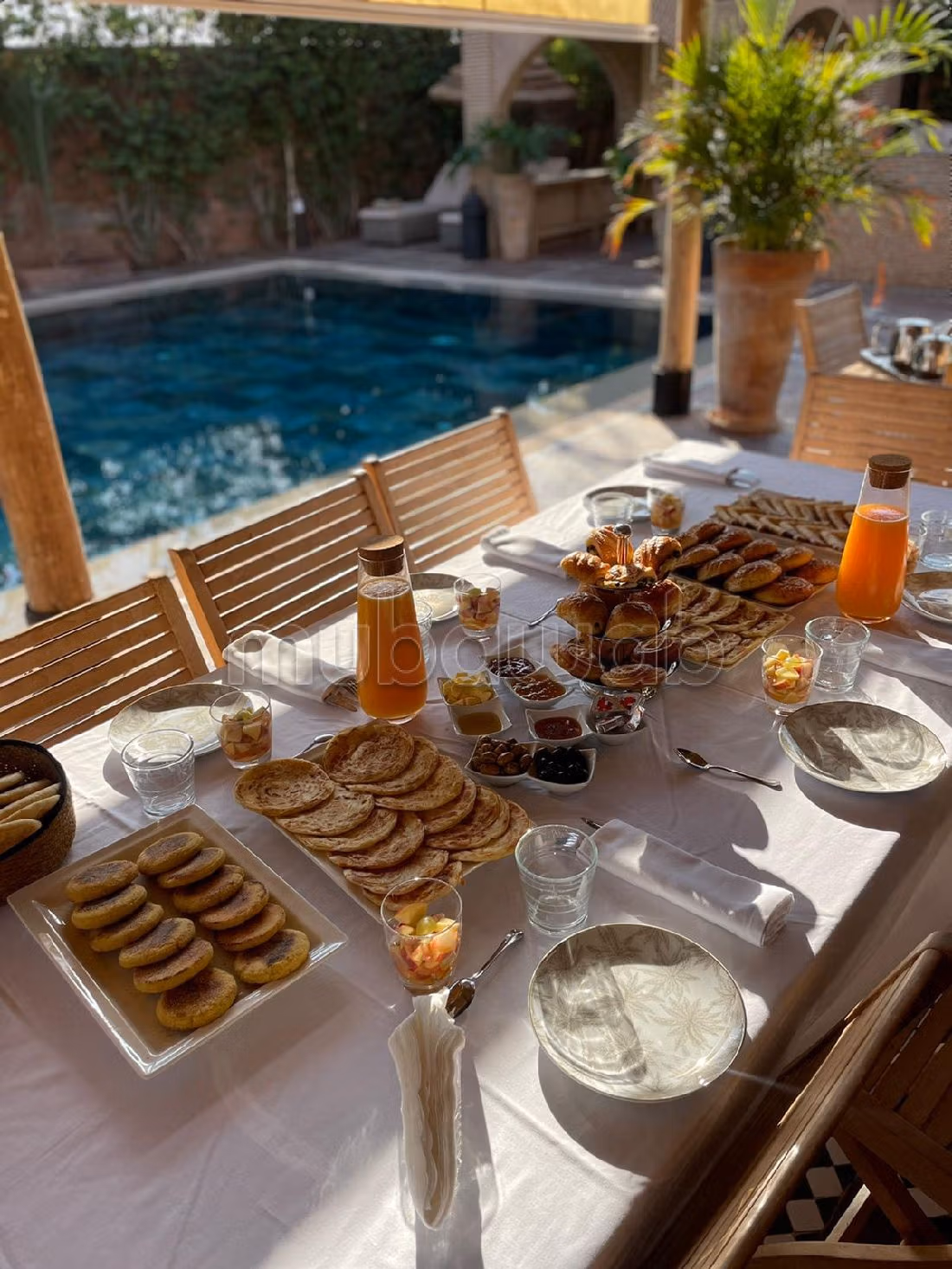 Casa di lusso in vendita. Superficie totale 620 m². Terrazzo e garage. 