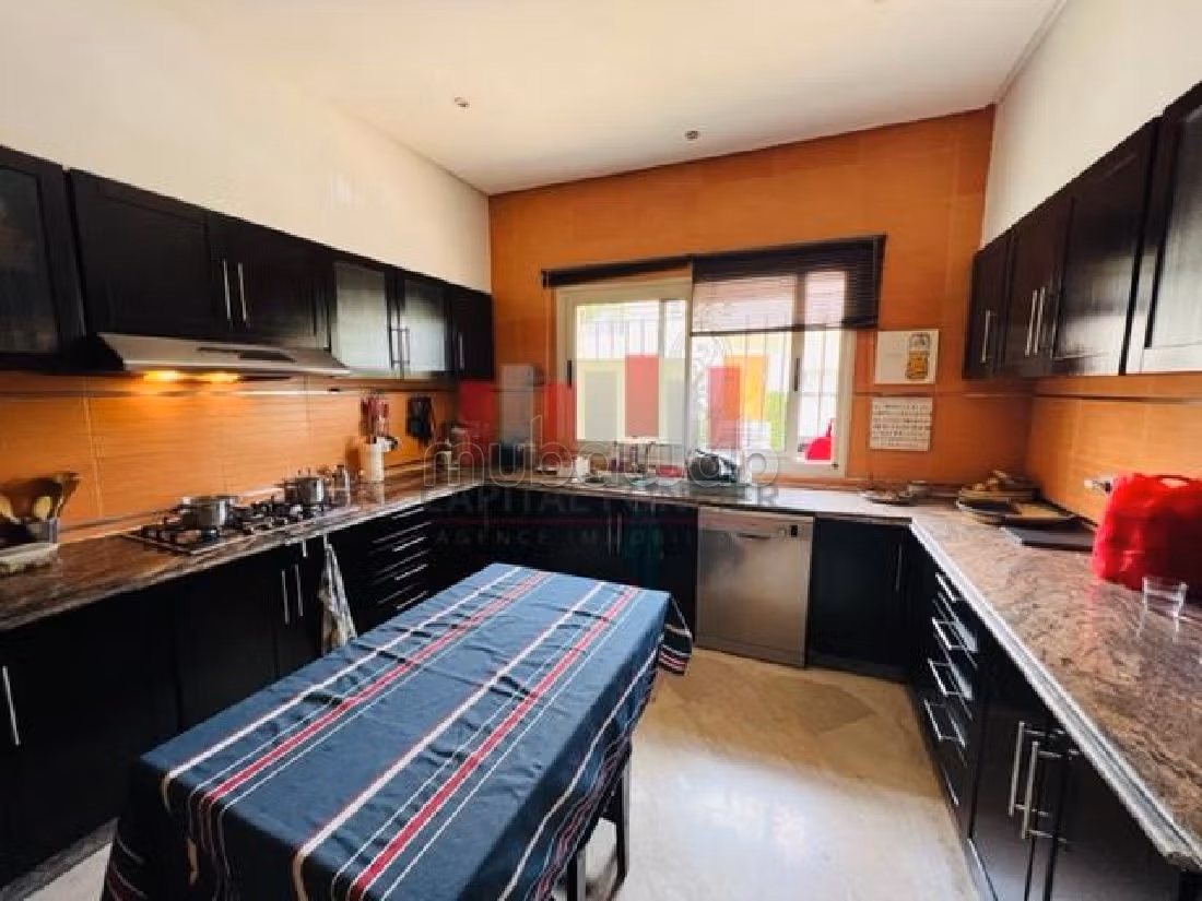 Suntuosa villa en alquiler en Californie. Superficie de 500 m². Parking y jardin