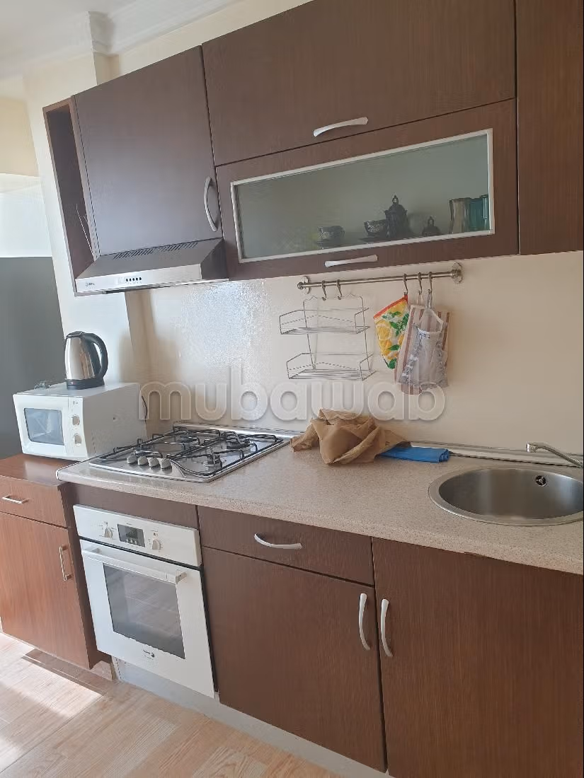 استئجار شقة ب سيدي بليوط. 1 قطعة. مفروشة. 