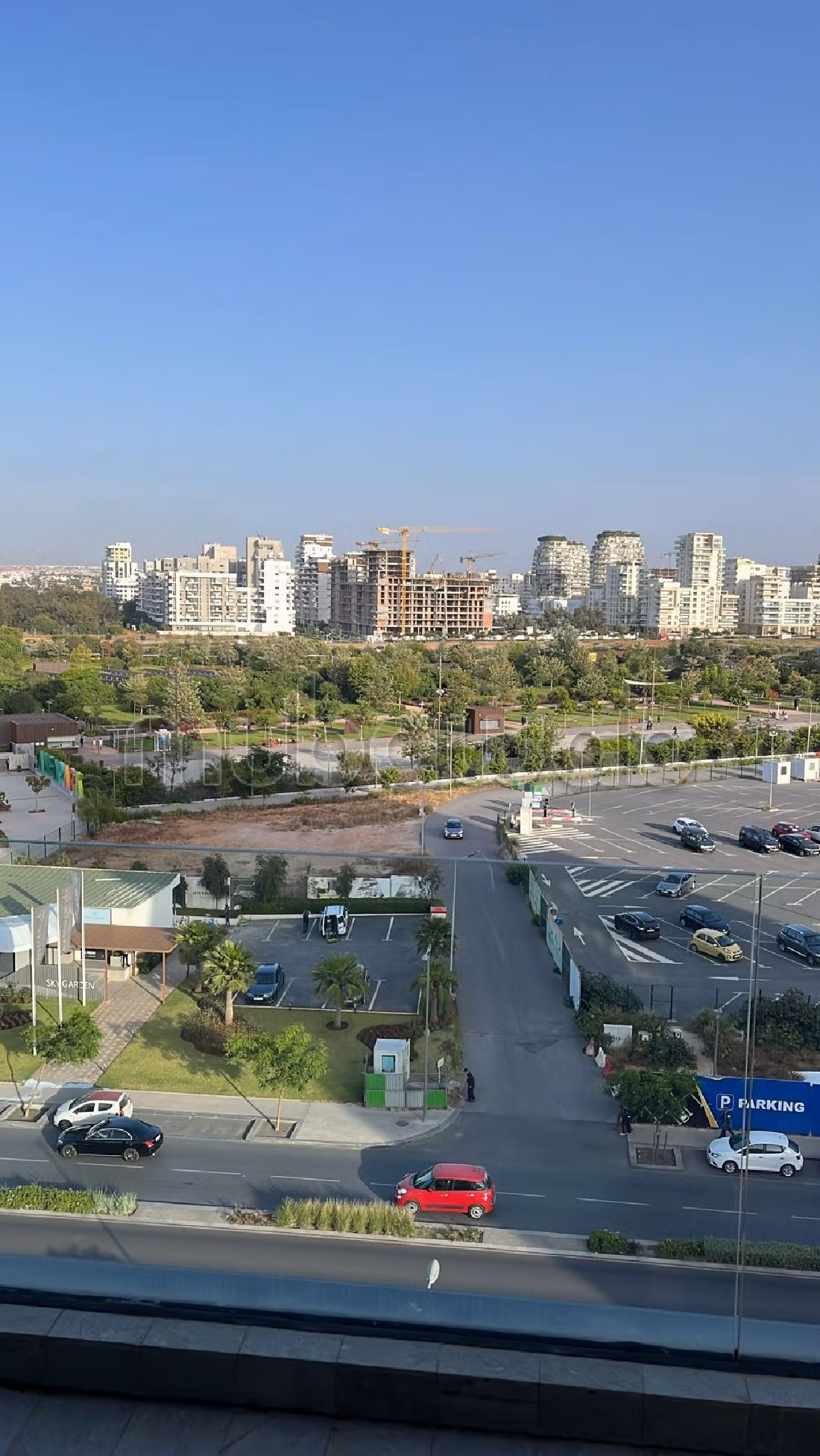 Appartement dernier étage avec terrasse sans vis à vis 150m2 au Casablanca anfa city
