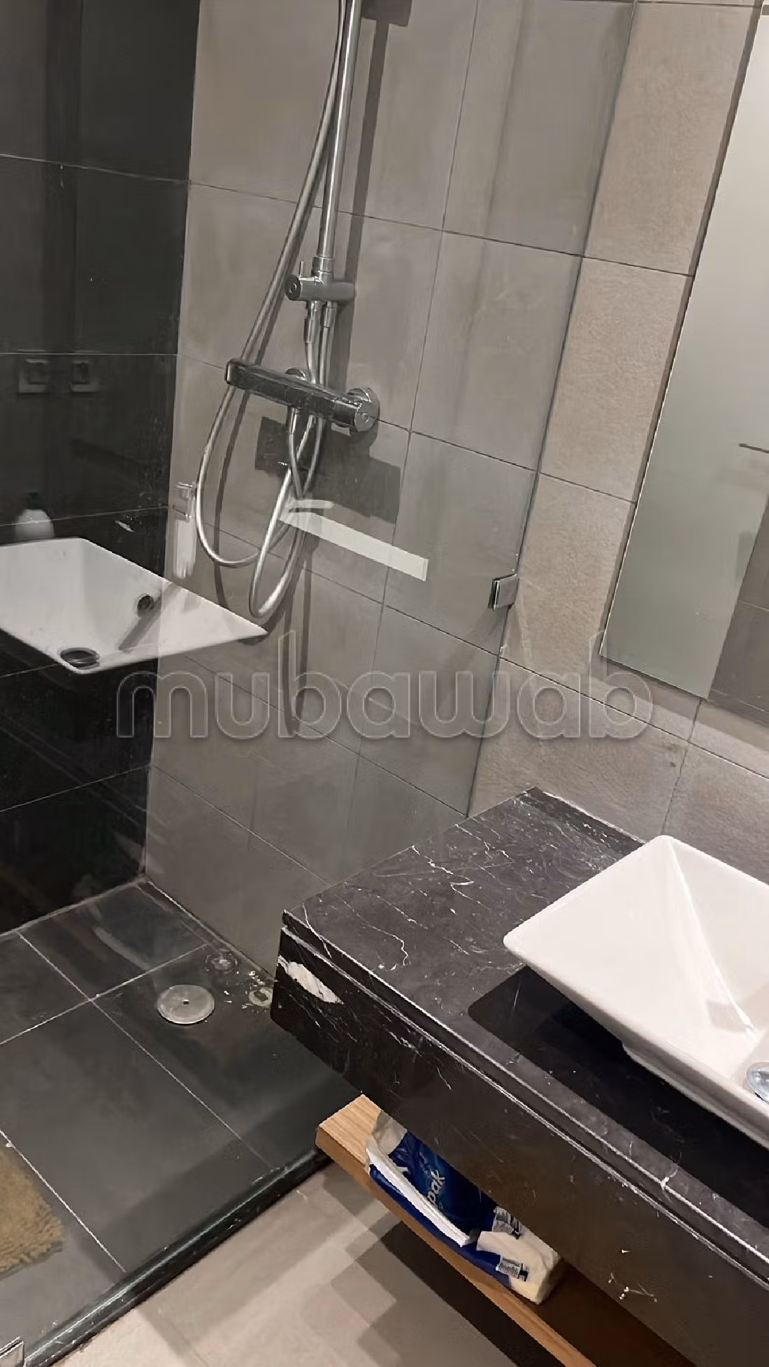 Appartement dernier étage avec terrasse sans vis à vis 150m2 au Casablanca anfa city