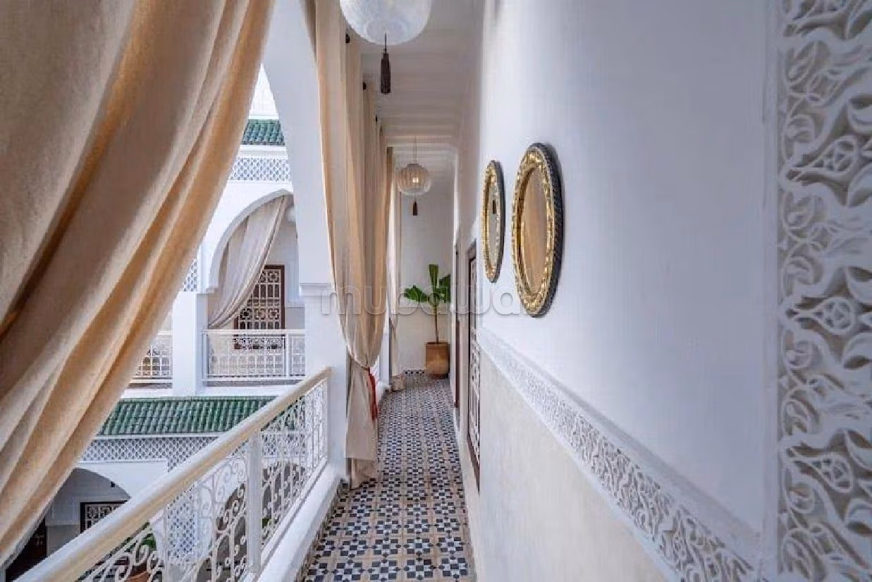 Superb riad for sale in Berrima. Area of 270 m². Carpark, Balcony