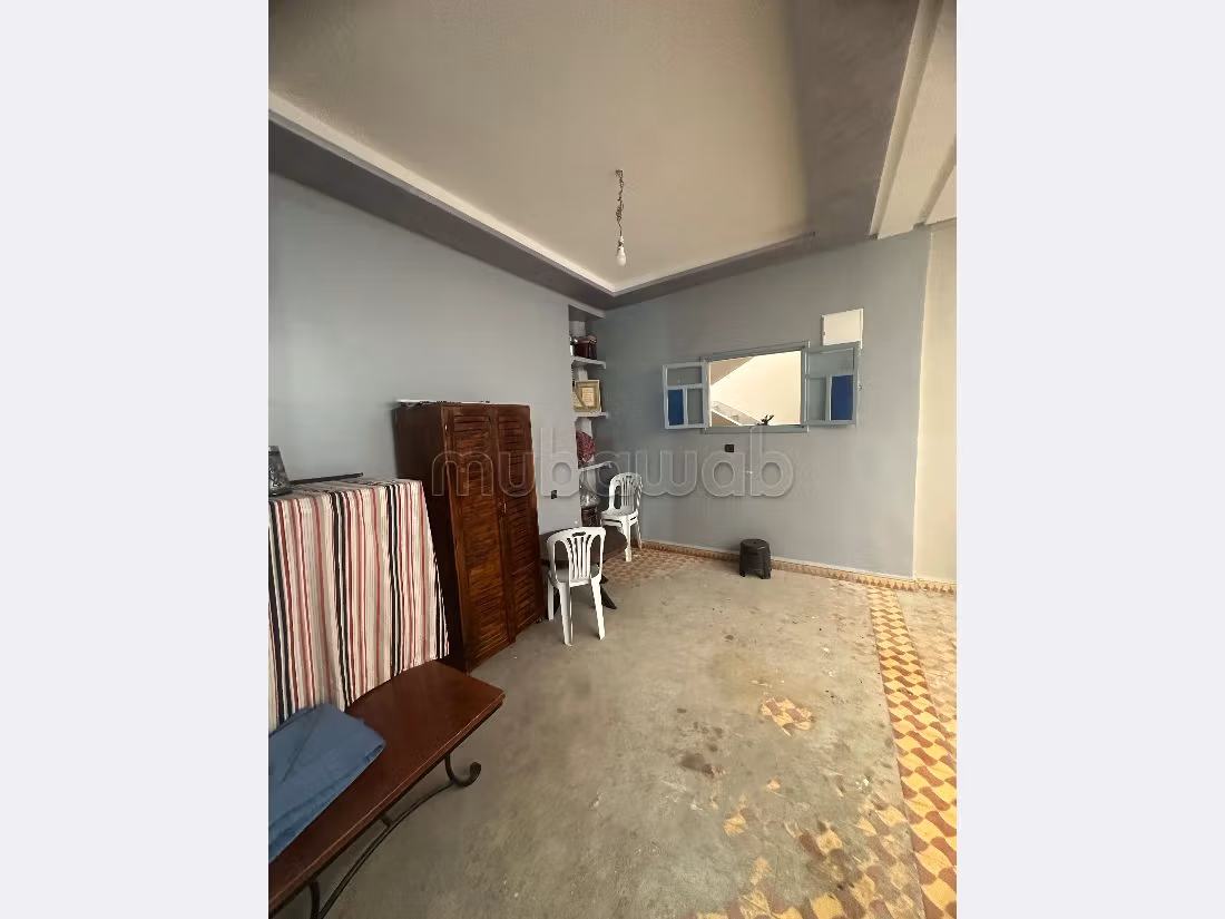 منزل جميل جدا للبيع ب سيدي يوسف بن علي. 7 قطع كبيرة. 