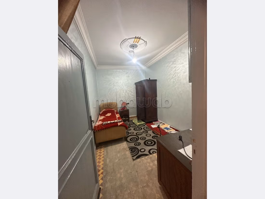 منزل جميل جدا للبيع ب سيدي يوسف بن علي. 7 قطع كبيرة. 