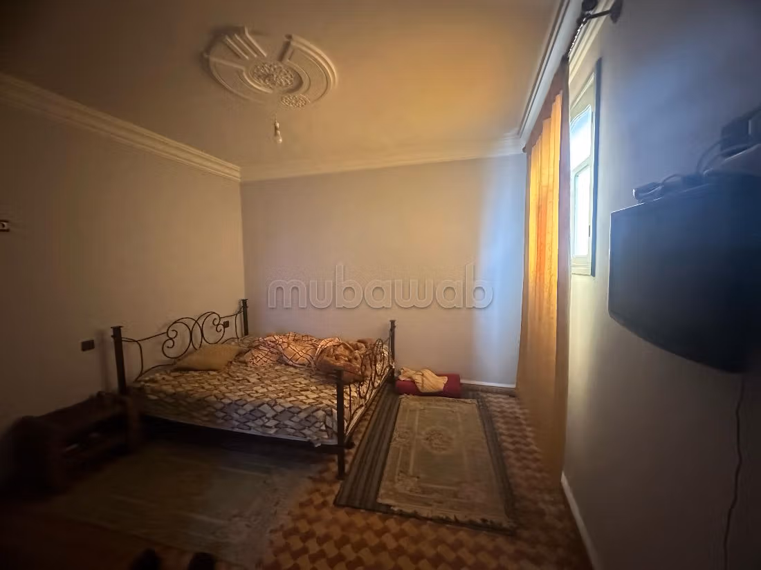 منزل جميل جدا للبيع ب سيدي يوسف بن علي. 7 قطع كبيرة. 