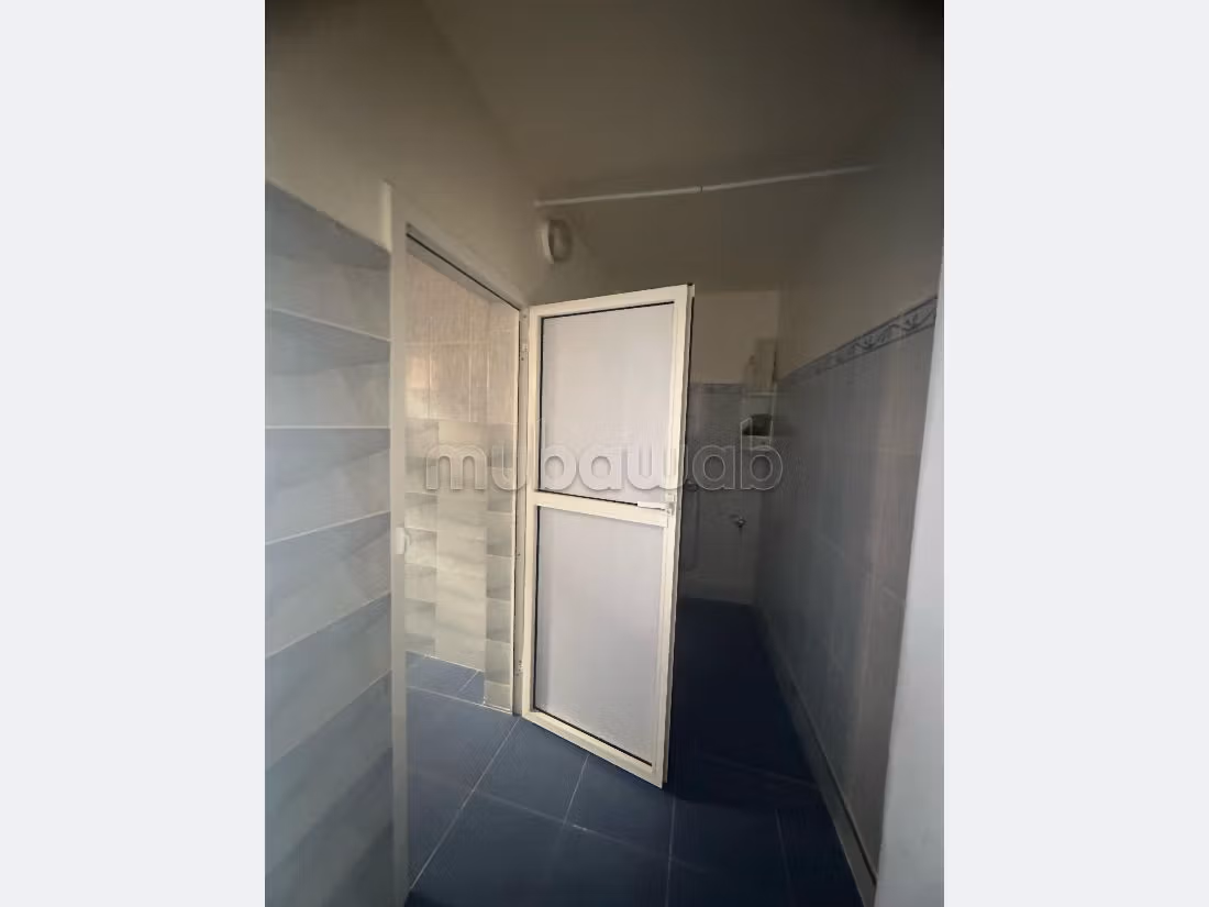 منزل جميل جدا للبيع ب سيدي يوسف بن علي. 7 قطع كبيرة. 