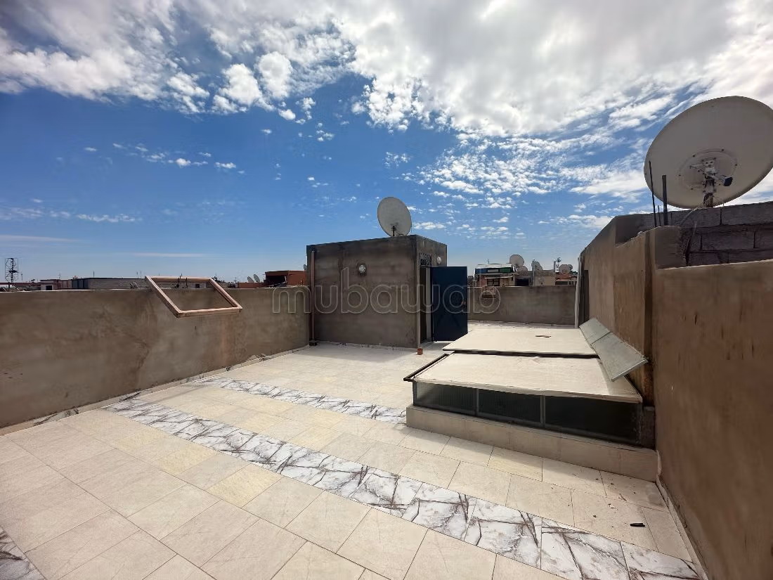 منزل جميل جدا للبيع ب سيدي يوسف بن علي. 7 قطع كبيرة. 