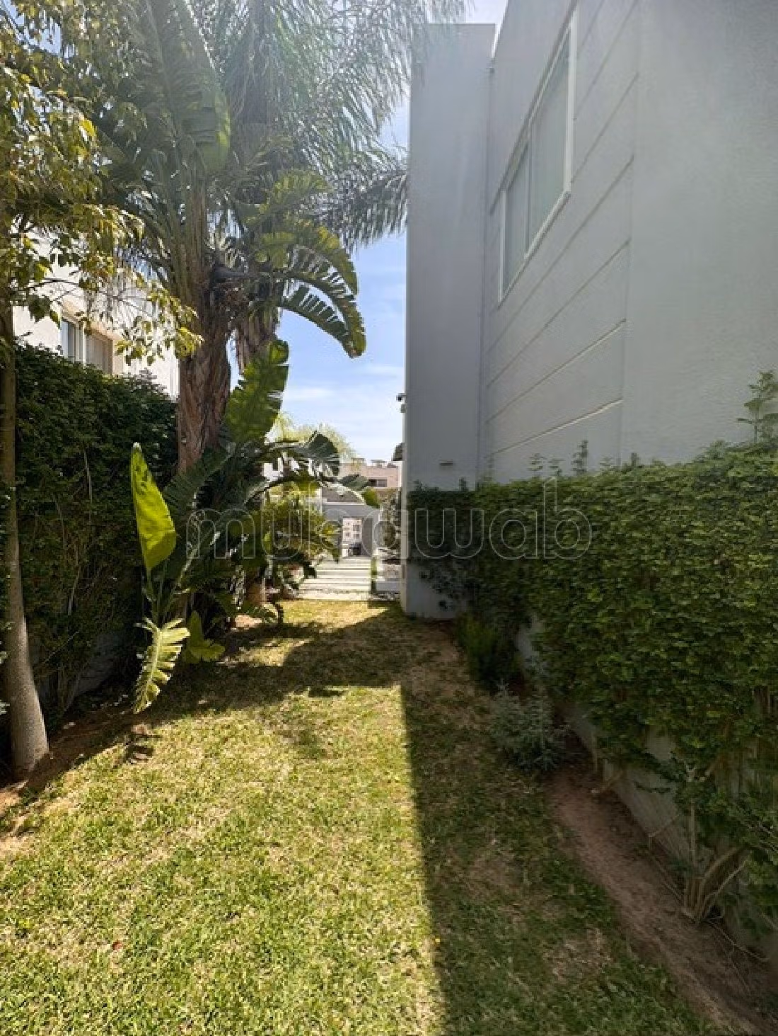 A louer villa meublée aux berges du lac 2