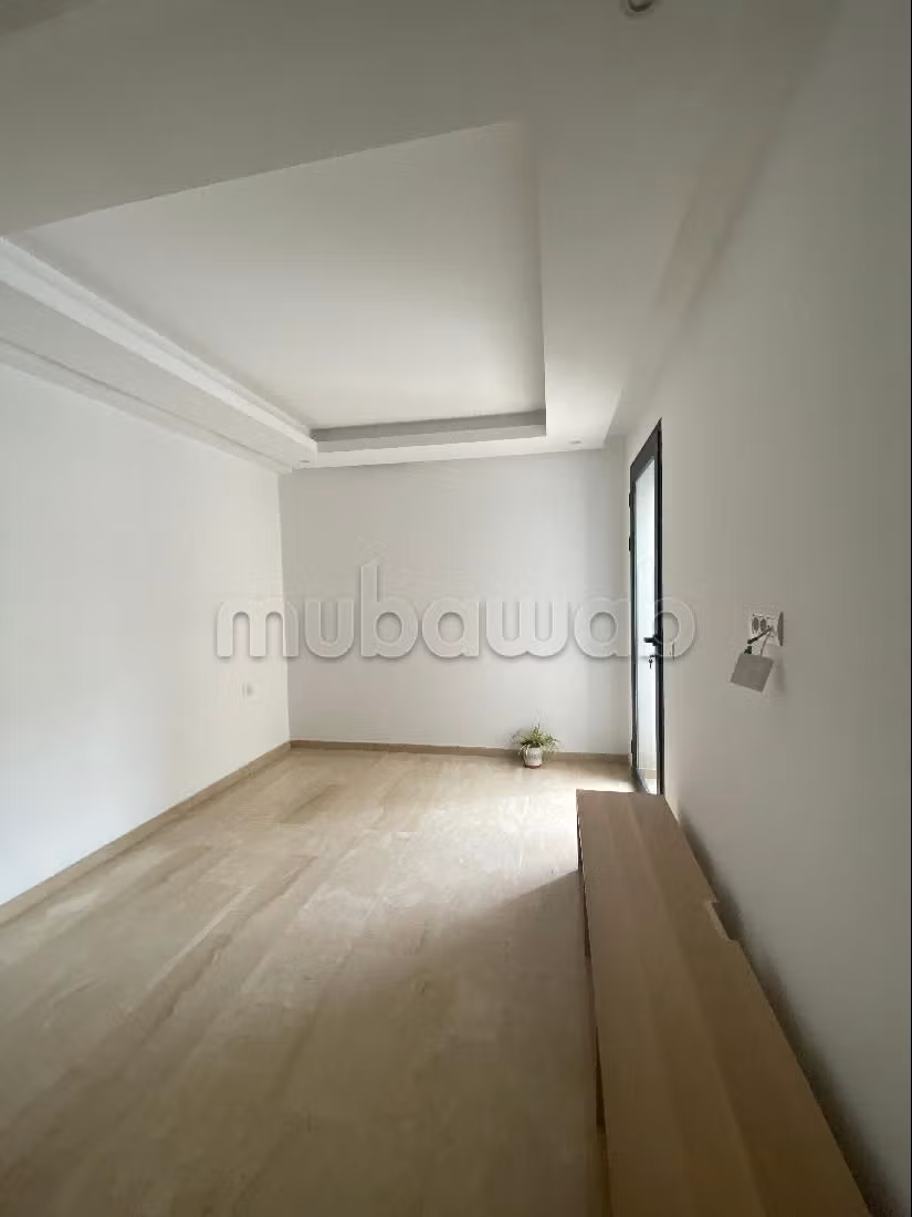 Te huur: appartementen in Gauthier. Totale oppervlakte 40 m². Terras en lift. 