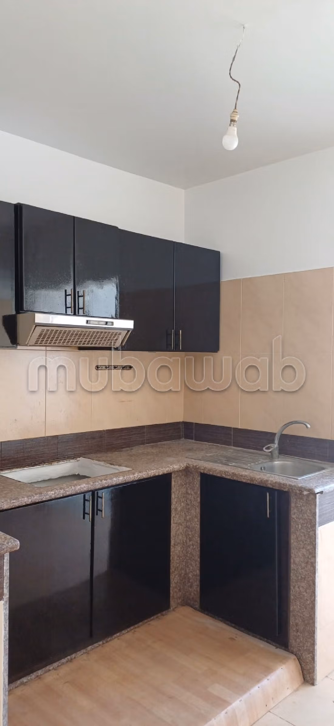 Vendita di un bell'appartamento a Sidi Hajji. Superficie 87 m². Antenna parabolica e impianto di videosorveglianza