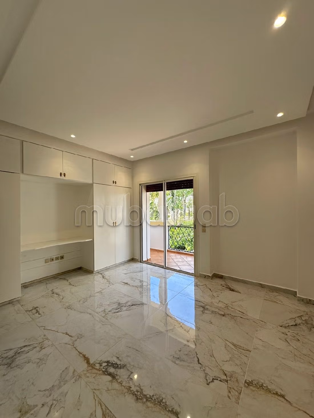 Appartement 350 m² f Du Golf — 7