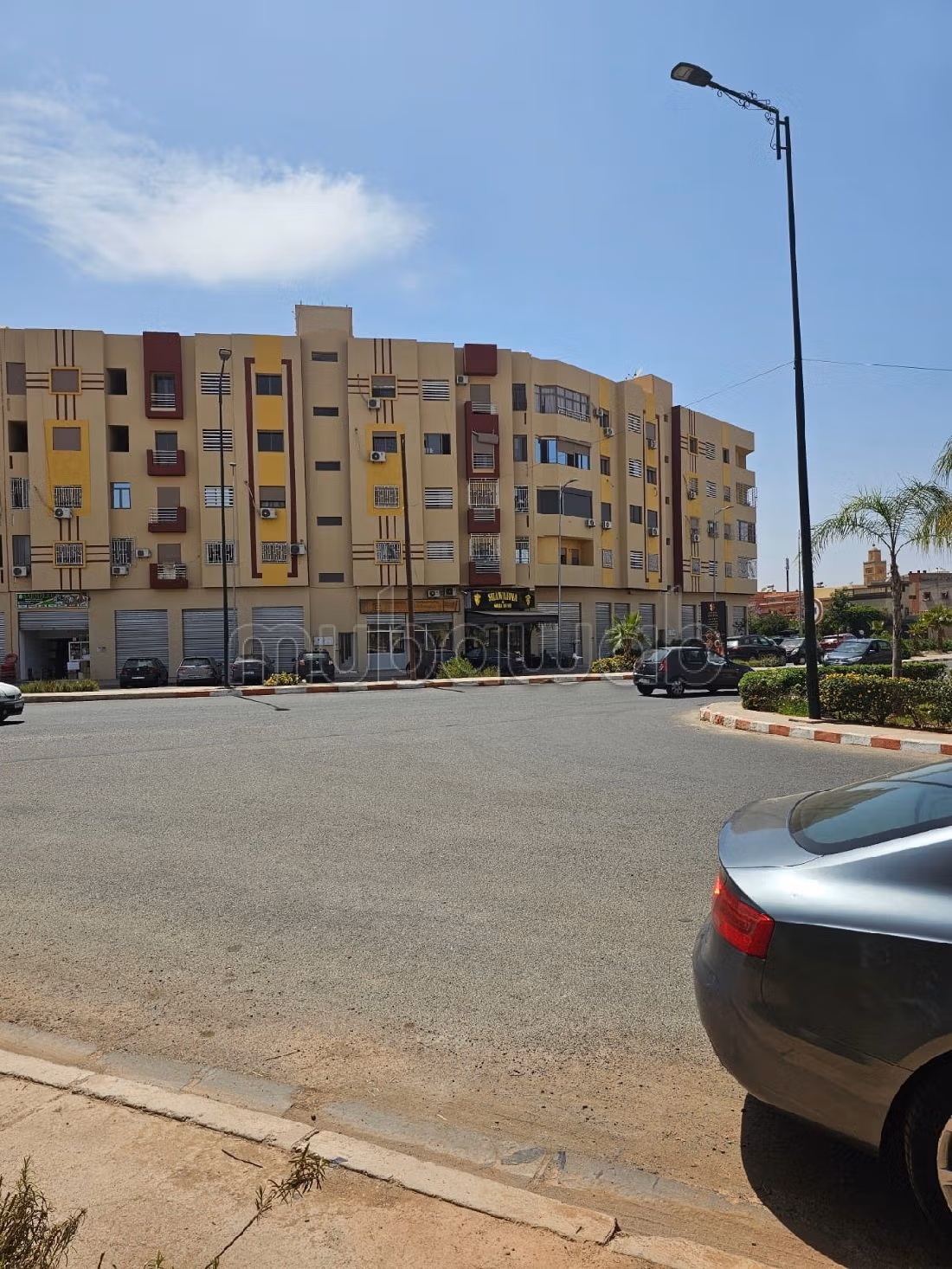 Affitta il locale commerciale perfetto per te a Bouaakkaz. Superficie 37 m². 