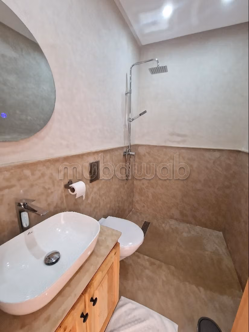 Nu kopen: villa's en luxe woningen in Route de Fez. 9 Slaapkamers. Volledig gemeubileerd