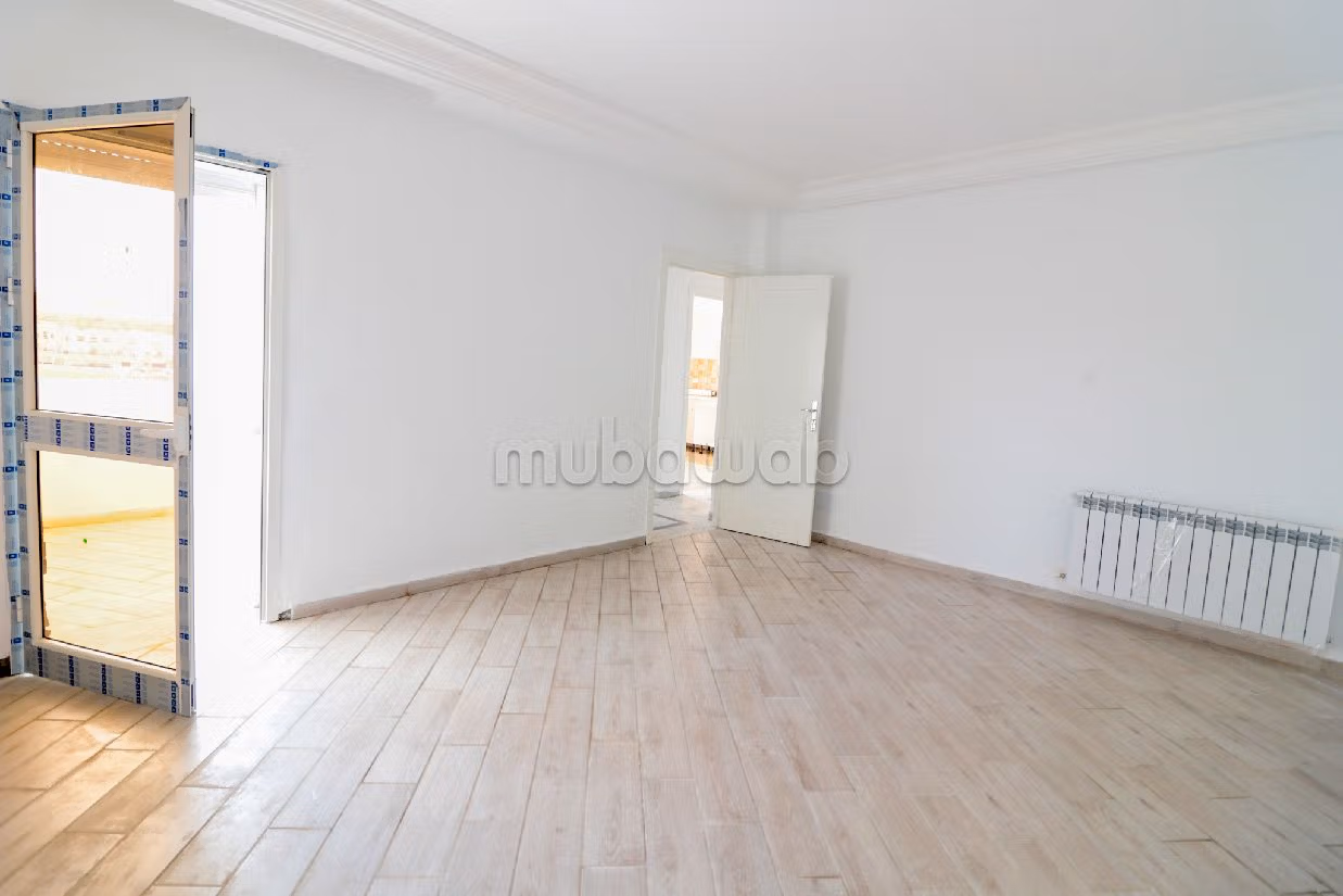 Superbe appartement à vendre à La Manouba. 3 chambres agréables