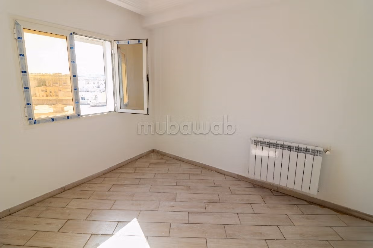 Superbe appartement à vendre à La Manouba. 3 chambres agréables