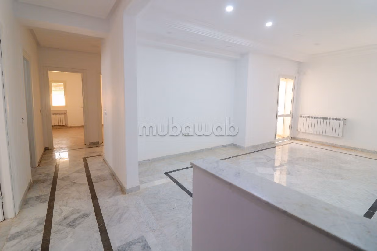 Superbe appartement à vendre à La Manouba. 3 chambres agréables