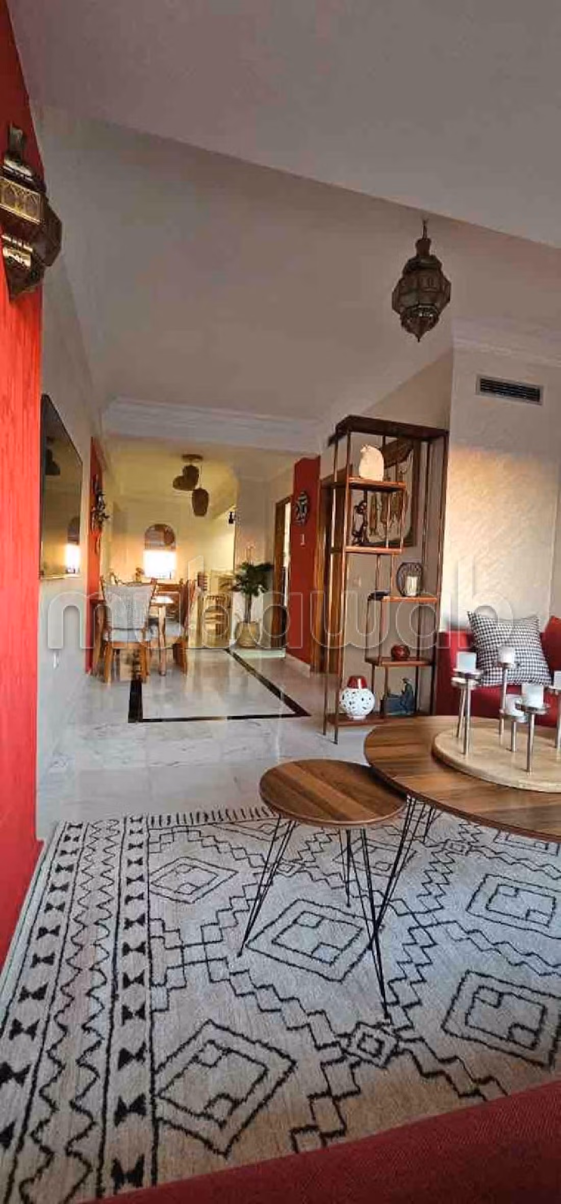 Splendido appartamento da affittare a Centre. Superficie 65 m². Antenna parabolica e sistema di sicurezza