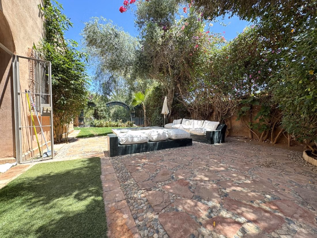 Villa de Luxe sur Golf Amelkis, Marrakech – Sans Vis à Vis, Piscine et 5 Suites