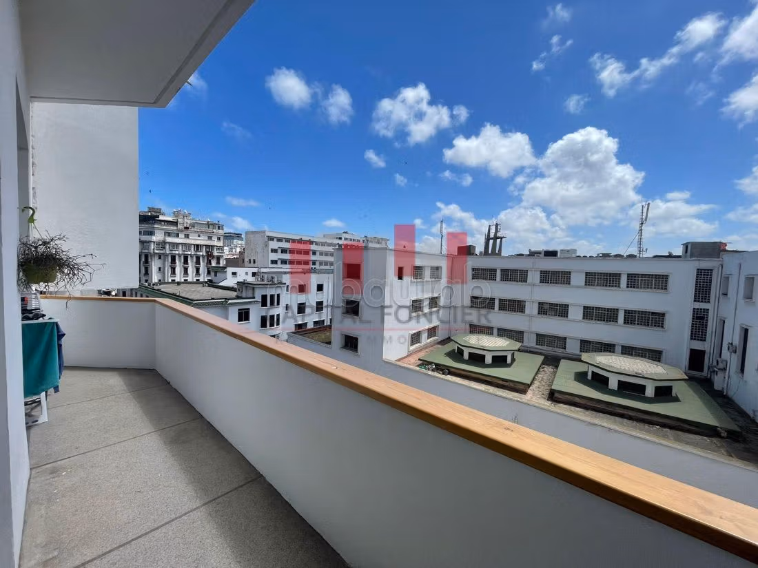 Affitta questo appartamento in centro città. Superficie di 120 m². Ben arredato