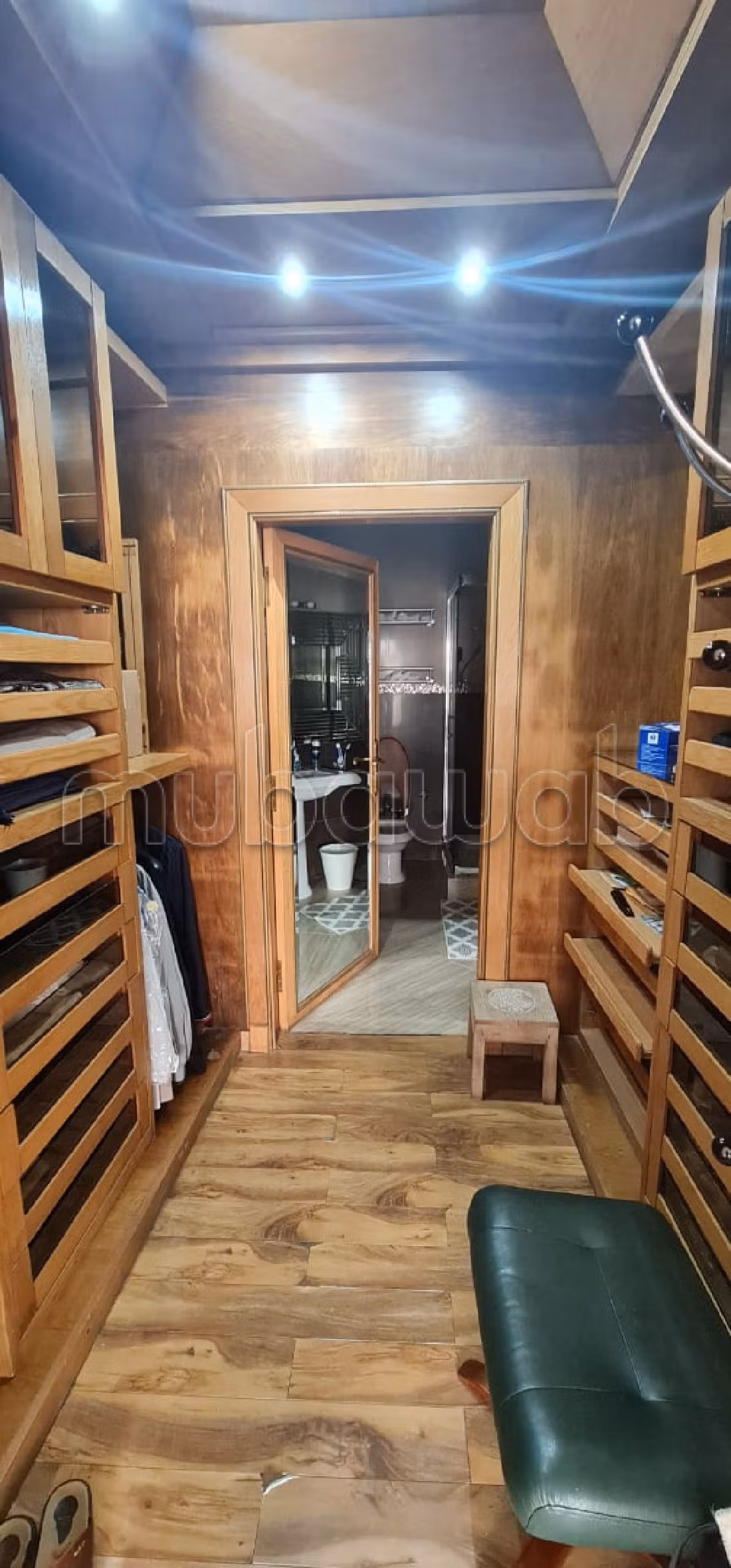Nu te koop: appartementen in Racine. 4 Ruimtes. 