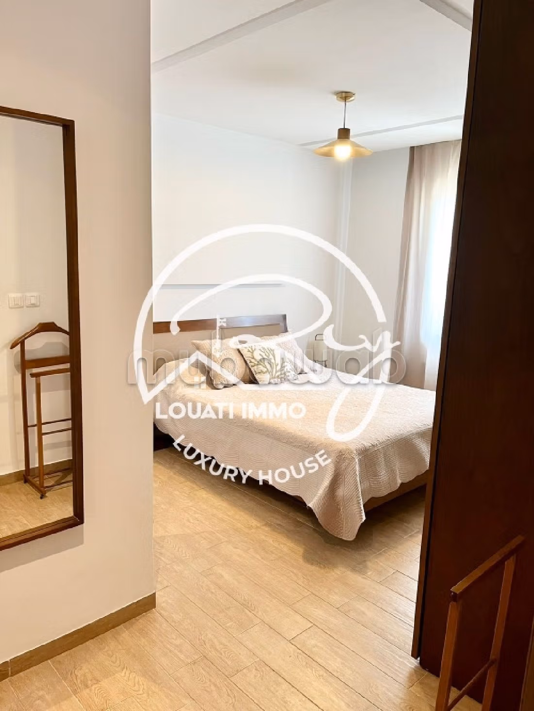 Beautiful apartment for sale in Chotrana 1. Area of 155 m². Reinforced door and central heating