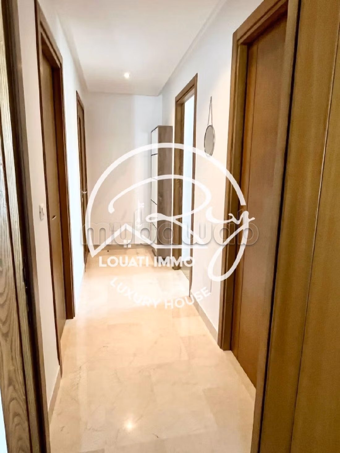 Beautiful apartment for sale in Chotrana 1. Area of 155 m². Reinforced door and central heating