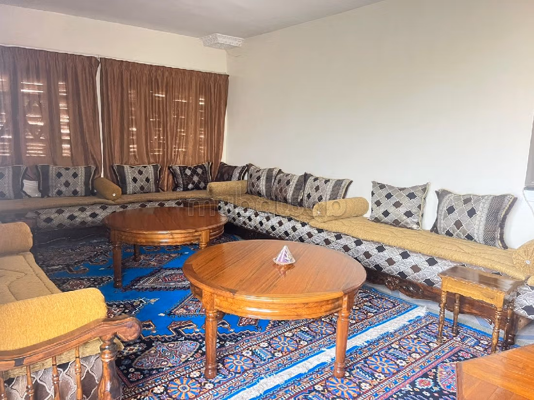 Nice farm for sale in Route de Fez. Area 1320 m². Private garage. 