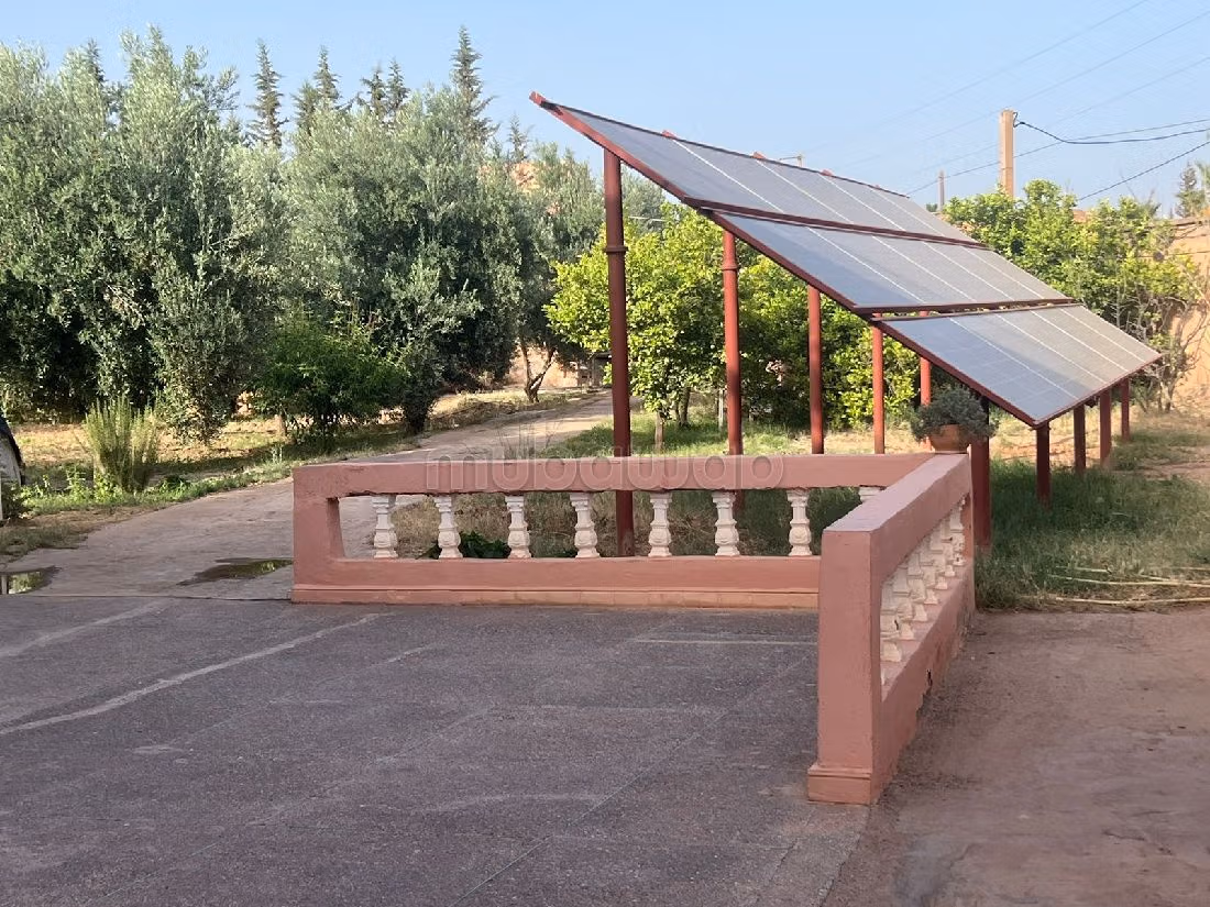 Nice farm for sale in Route de Fez. Area 1320 m². Private garage. 