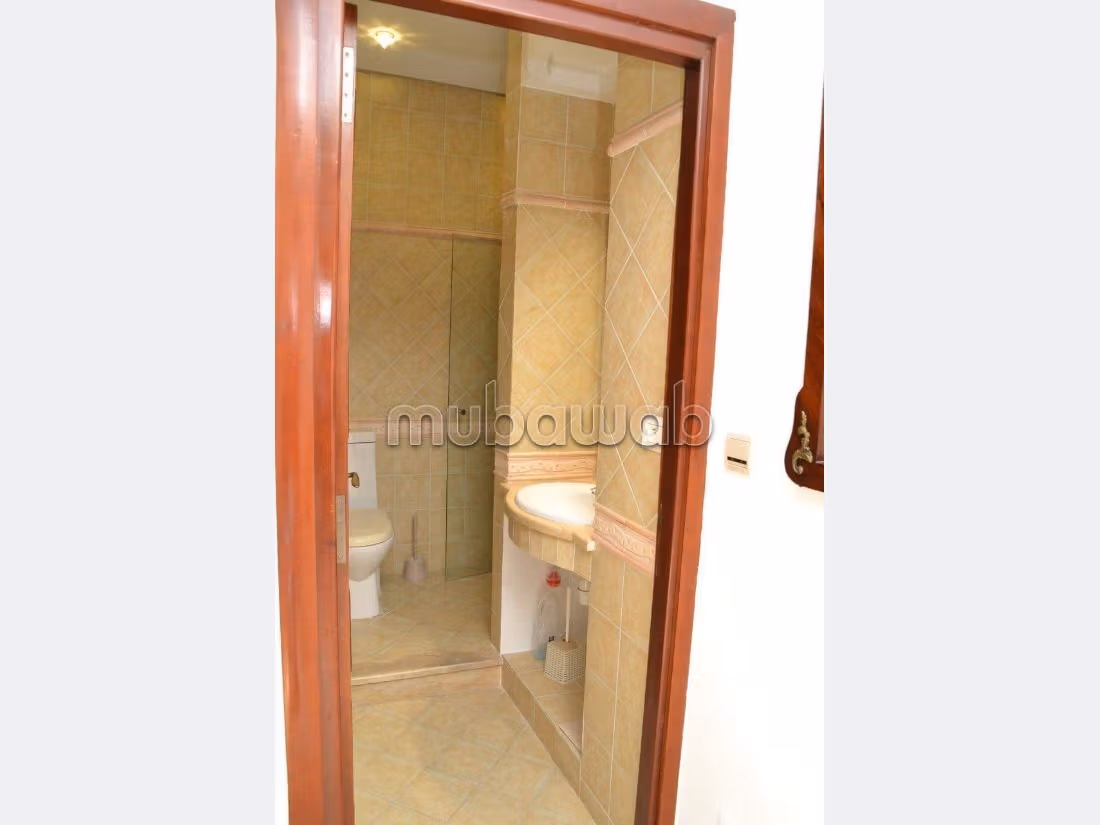 شقق للكراء ب المرسى. 3 غرف ممتازة. زجاج مزدوج وباب قوي