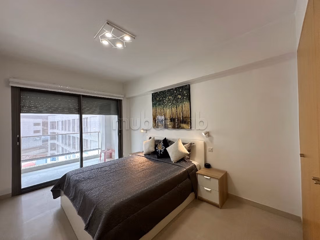 Appartements à louer à Talborjt. Superficie 100 m². Environnement calme avec vue sur la montagne, fenêtre double vitrage