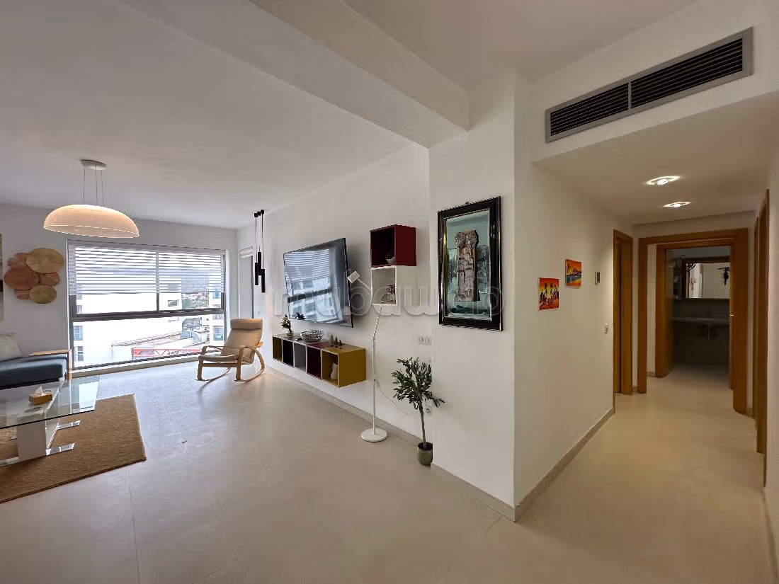 Appartements à louer à Talborjt. Superficie 100 m². Environnement calme avec vue sur la montagne, fenêtre double vitrage