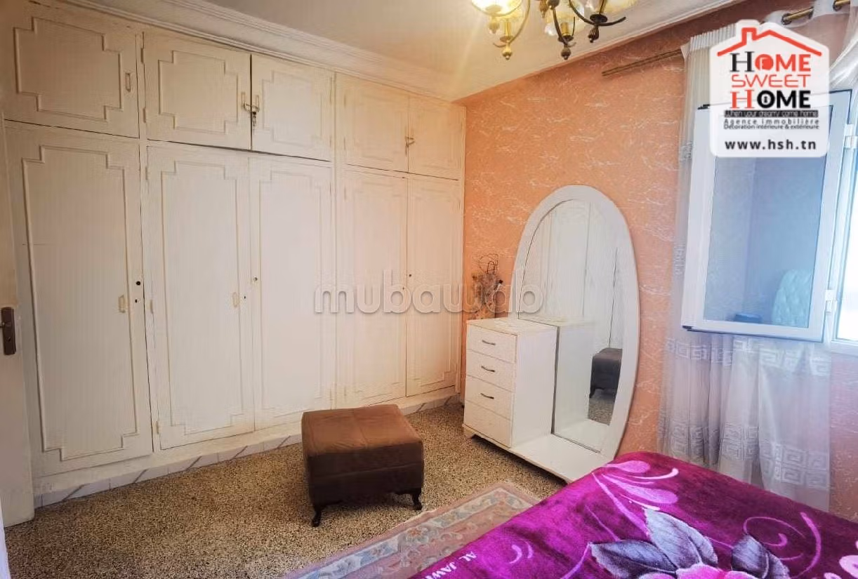 Rent an apartment in La Marsa. Large area 150 m². Well furnished. 