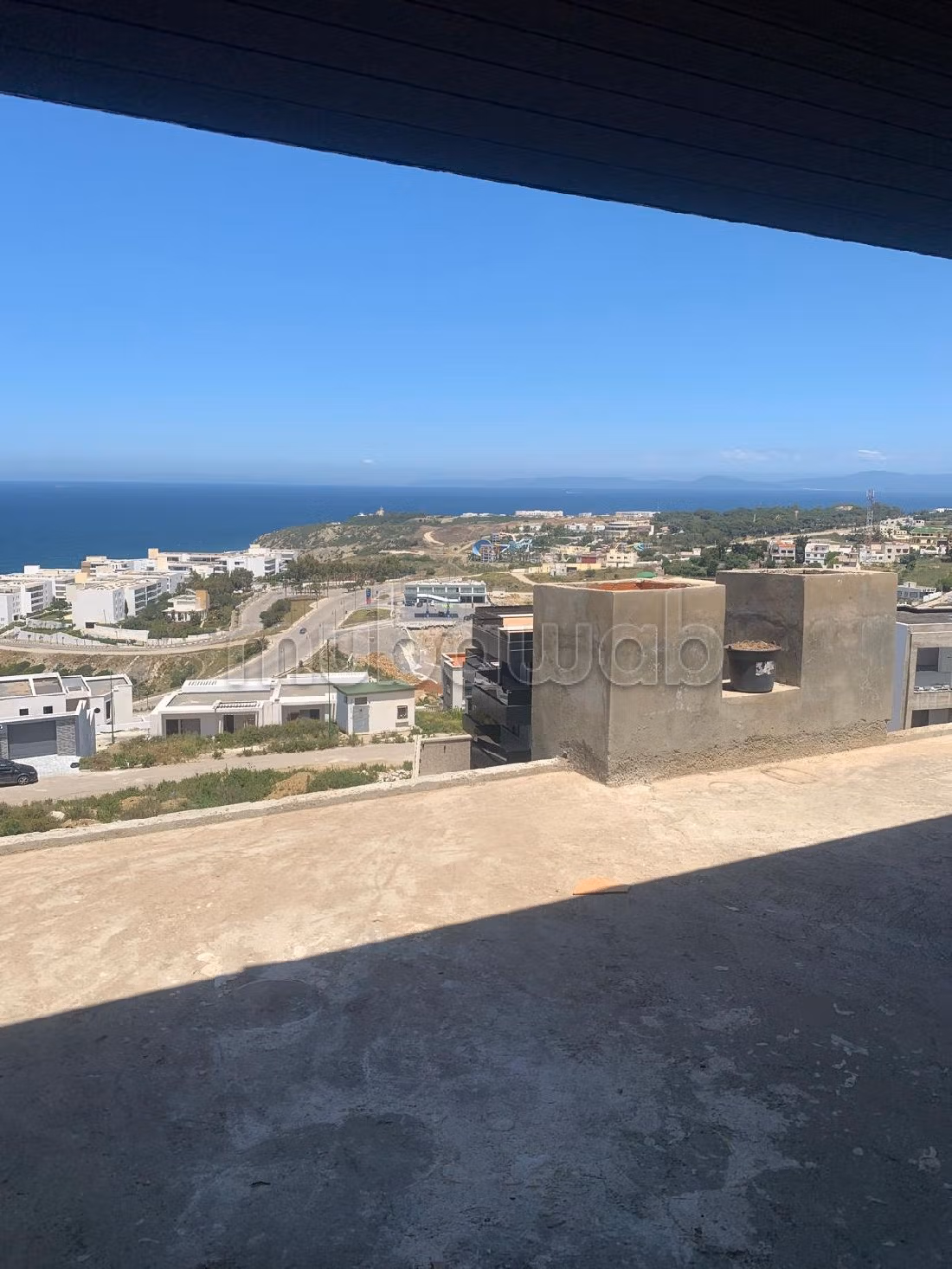 Nu te koop: villa's en luxe woningen in Manar. Totale oppervlakte 390 m². Kalmerend uitzicht op zee. 