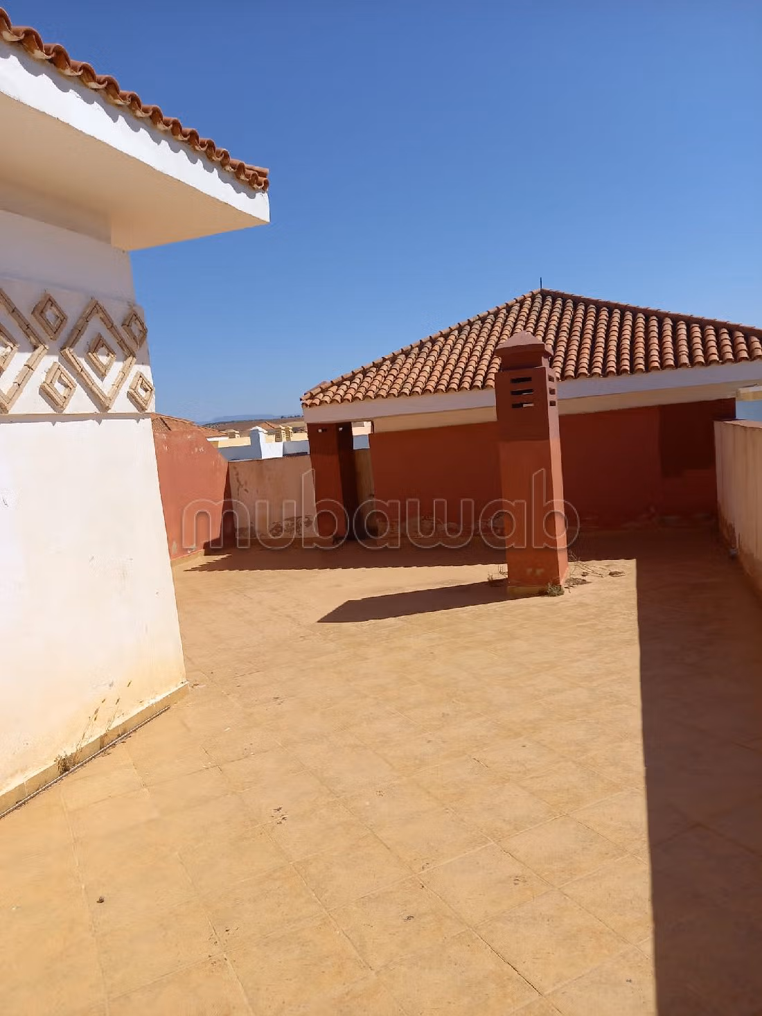 Find an apartment to buy. Area 104 m². Caretaker service available, Property with swimming pool