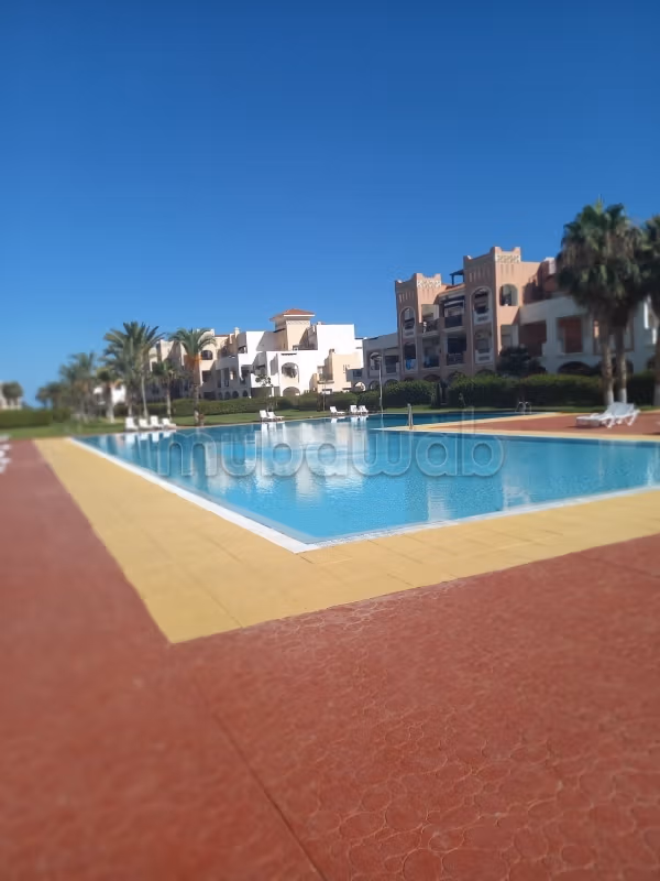Appartement en vente à Saïdia. Surface de 104 m². Terrasse et jardin. 