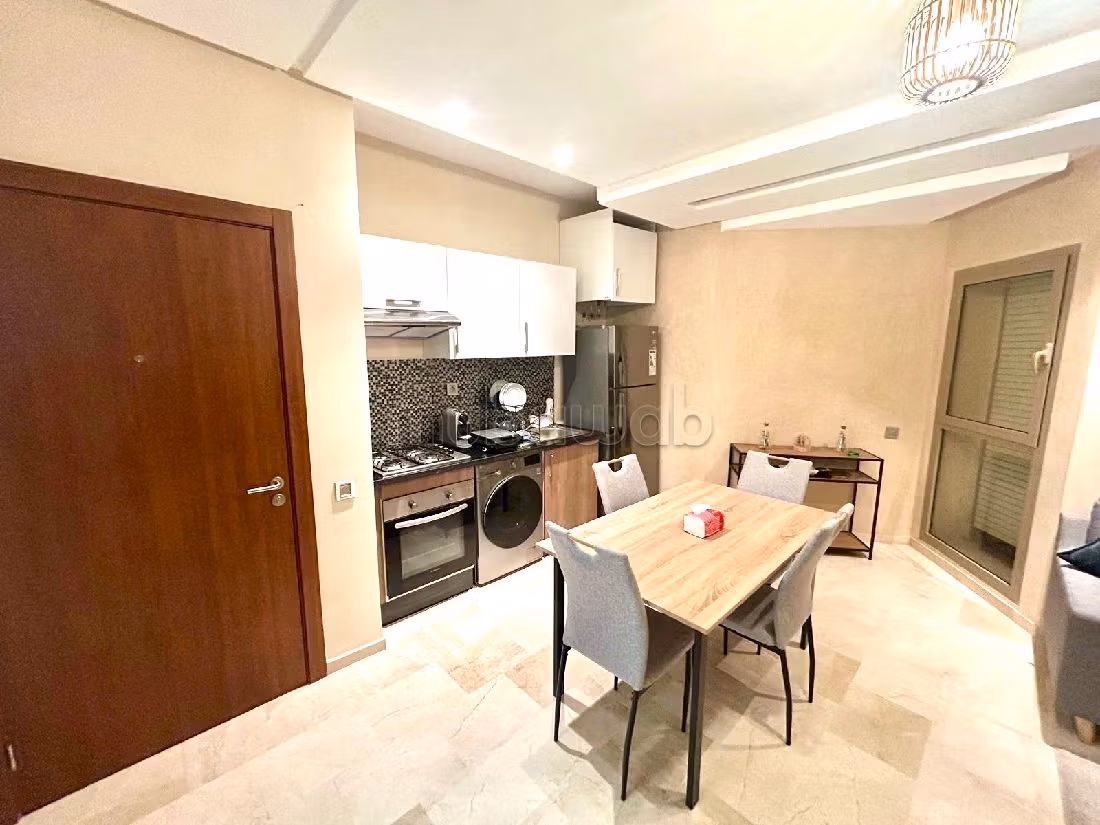 Apartment for rent in Agdal. 2 comfortable rooms. Ample storage space. 