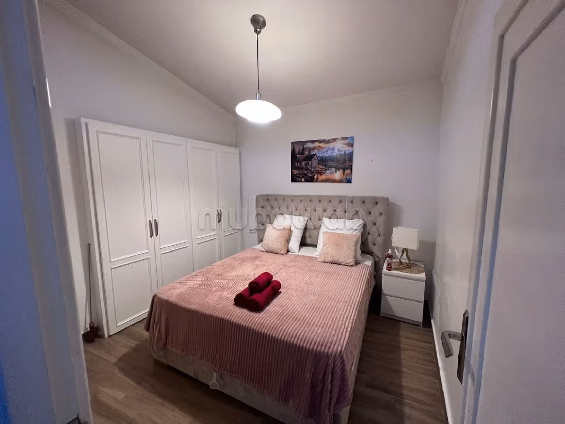 Luxury villas & houses for rent. Surface area 250 m². Well equipped kitchen