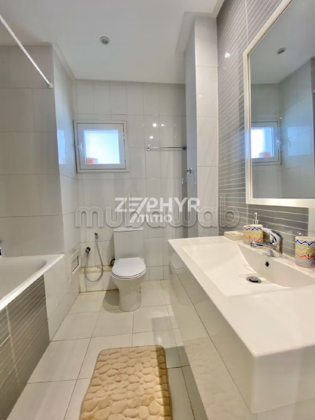 A louer un appartement S2 meublé à La Marsa